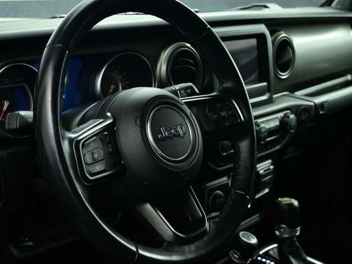 2021 Jeep Gladiator Sport S