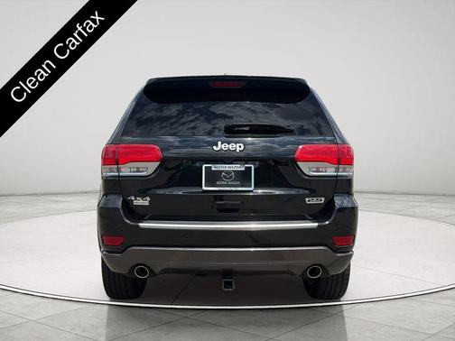 Diamond Black Crystal Pearlcoat 2018 Jeep Grand Cherokee Sterling Edition