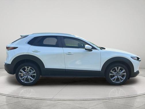 Snowflake White Pearl Mica 2022 Mazda CX-30 2.5 S Select Package