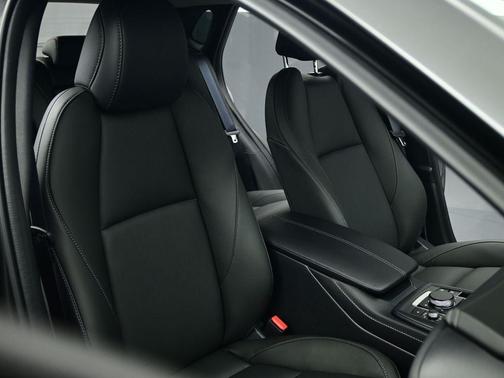 2026 Mazda CX-30 2.5 S Select Sport