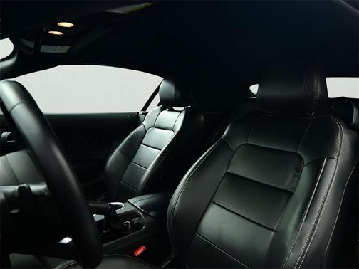 2021 Ford Mustang EcoBoost Premium