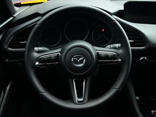 2025 Mazda Mazda3 FWD w/Preferred Package