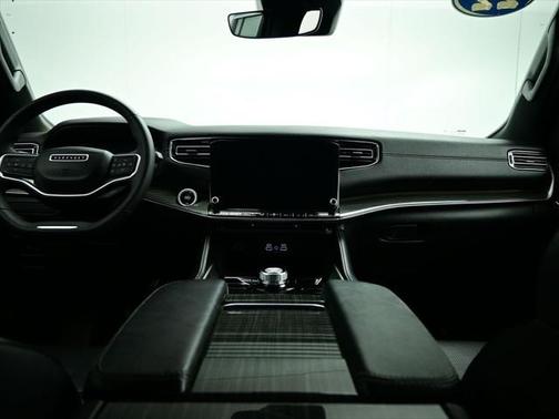 2022 Jeep Wagoneer Series III 4x4