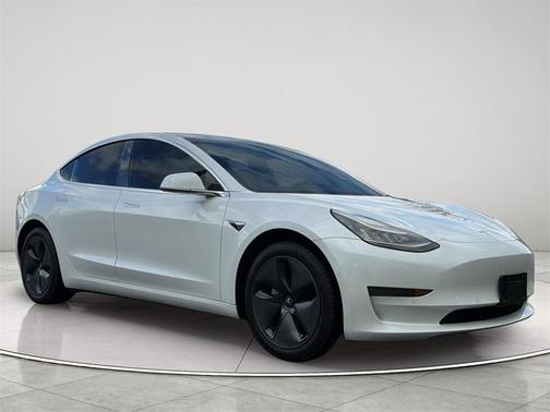 2019 Tesla Model 3 Standard Range Plus