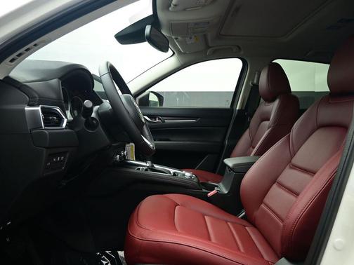 2025 Mazda CX-5 Carbon Edition