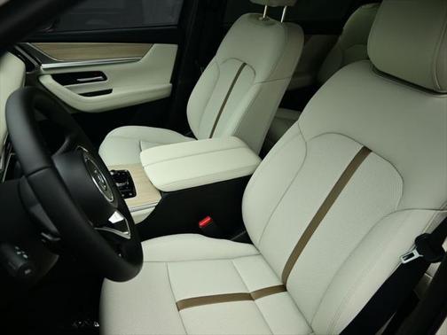 2025 Mazda CX-90 PHEV Premium Plus