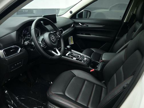 2025 Mazda CX-5 Carbon Edition