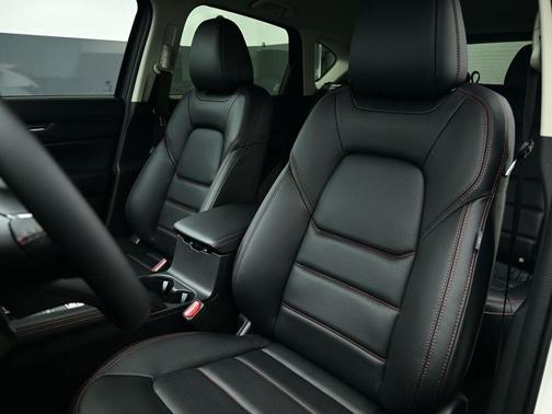 2025 Mazda CX-5 Carbon Edition