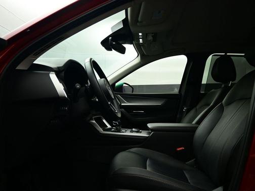 2025 Mazda CX-70 PHEV Premium Package