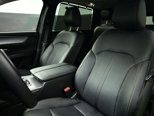 2025 Mazda CX-70 PHEV Premium Package