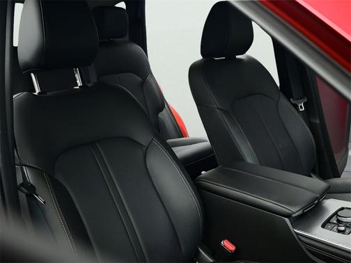 2025 Mazda CX-70 PHEV Premium Package