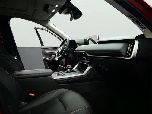 2025 Mazda CX-70 PHEV Premium Package