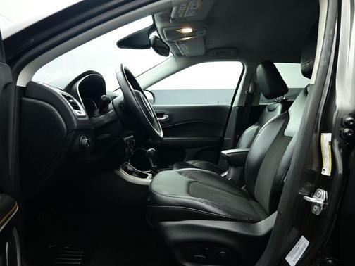 2017 Jeep New Compass Latitude