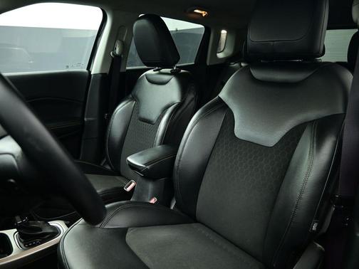 2017 Jeep New Compass Latitude