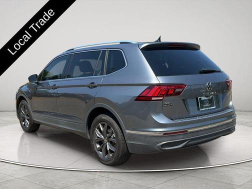 Platinum Gray Metallic 2022 Volkswagen Tiguan 2.0T SE
