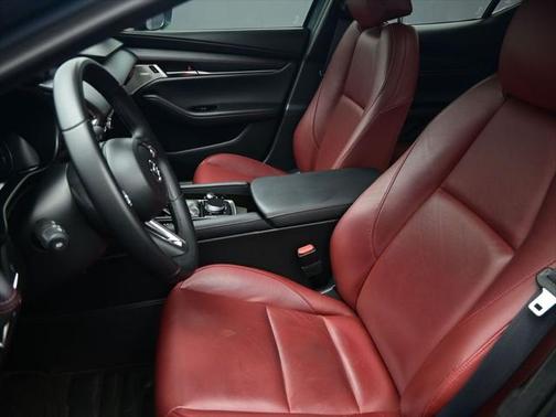 2022 Mazda Mazda3 FWD