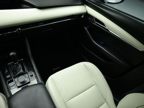 2020 Mazda Mazda3 FWD w/Premium Package
