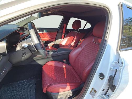 2025 Genesis G70 3.3T RWD Sport Advanced