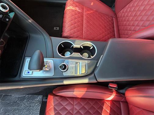 2025 Genesis G70 3.3T RWD Sport Advanced