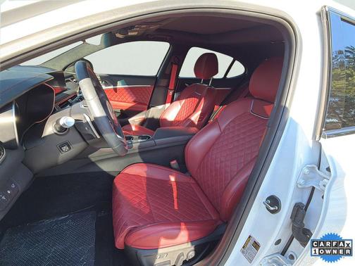 2025 Genesis G70 3.3T RWD Sport Advanced