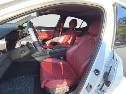 2025 Genesis G70 3.3T RWD Sport Advanced