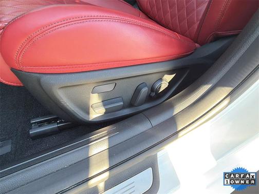 2025 Genesis G70 3.3T RWD Sport Advanced