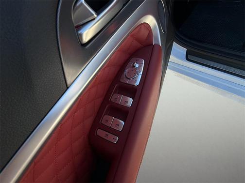 2025 Genesis G70 3.3T RWD Sport Advanced