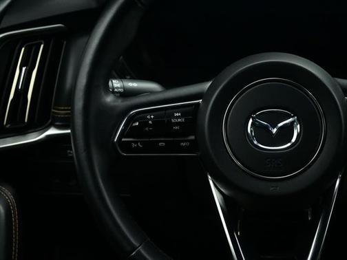 2024 Mazda CX-90 PHEV Premium Plus