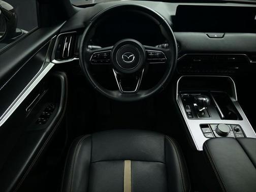 2024 Mazda CX-90 PHEV Premium Plus