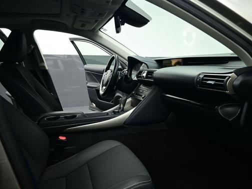 2019 Lexus IS 300 Base