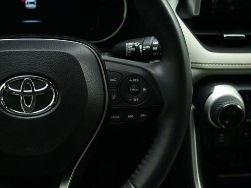 2020 Toyota RAV4 Limited