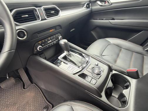 2023 Mazda CX-5 2.5 S Preferred Package