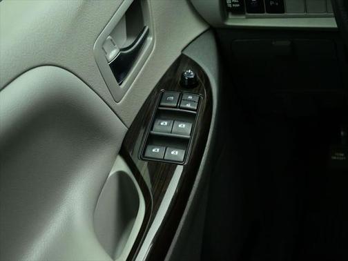 2020 Toyota Sienna XLE Premium