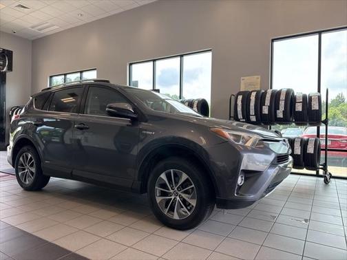 2016 Toyota RAV4 Hybrid SE