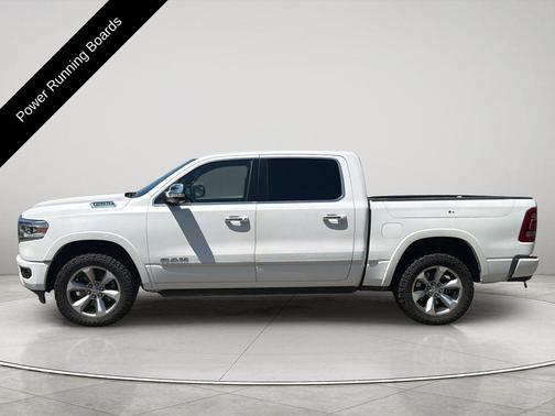 Ivory White Tri-Coat Pearlcoat 2021 RAM 1500 Limited