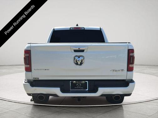 Ivory White Tri-Coat Pearlcoat 2021 RAM 1500 Limited