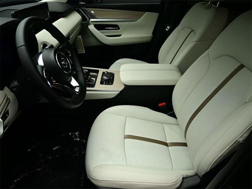 2025 Mazda CX-90 PHEV Premium Plus