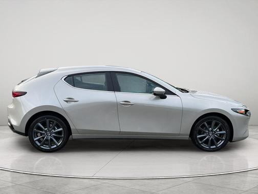Platinum Quartz Metallic 2026 Mazda Mazda3 FWD w/Preferred Package