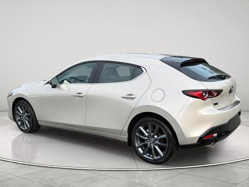 Platinum Quartz Metallic 2026 Mazda Mazda3 FWD w/Preferred Package