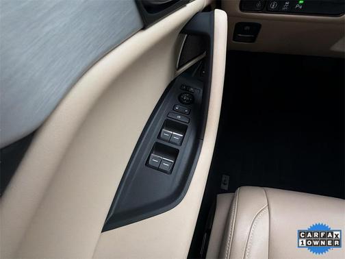 2025 Acura TLX Technology