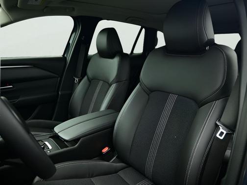 2026 Mazda CX-50 2.5 S Preferred Package