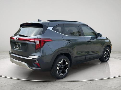 2024 Kia Seltos EX