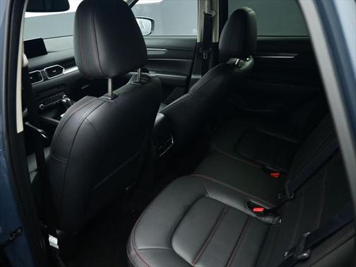 2024 Mazda CX-5 Carbon Edition