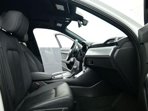 2020 Audi Q3 45 S line Premium