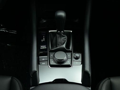 2025 Mazda Mazda3 FWD w/Preferred Package