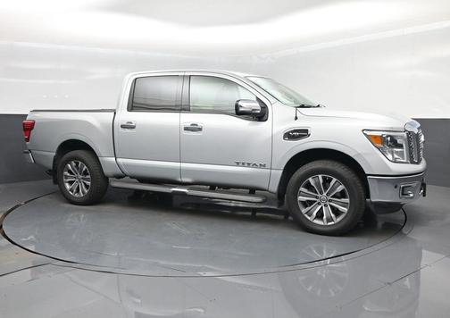 2017 Nissan Titan SL