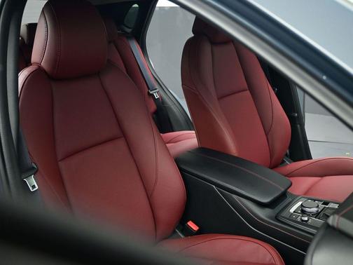 2026 Mazda CX-30 2.5 S Carbon Edition