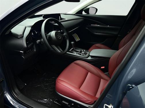 2026 Mazda CX-30 2.5 S Carbon Edition