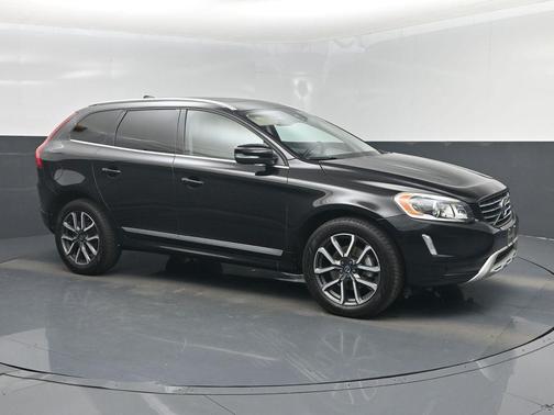 2017 Volvo XC60 T6 Dynamic