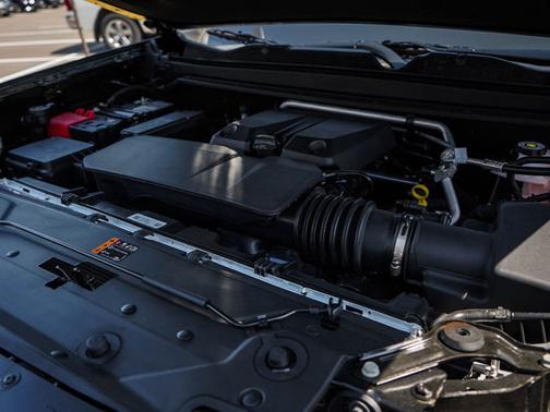 2025 GMC Canyon 4WD AT4